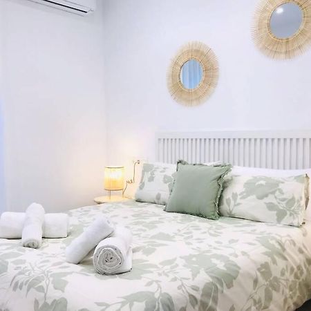 Andalucia I & Balcony By Ele Apartments Málaga Extérieur photo