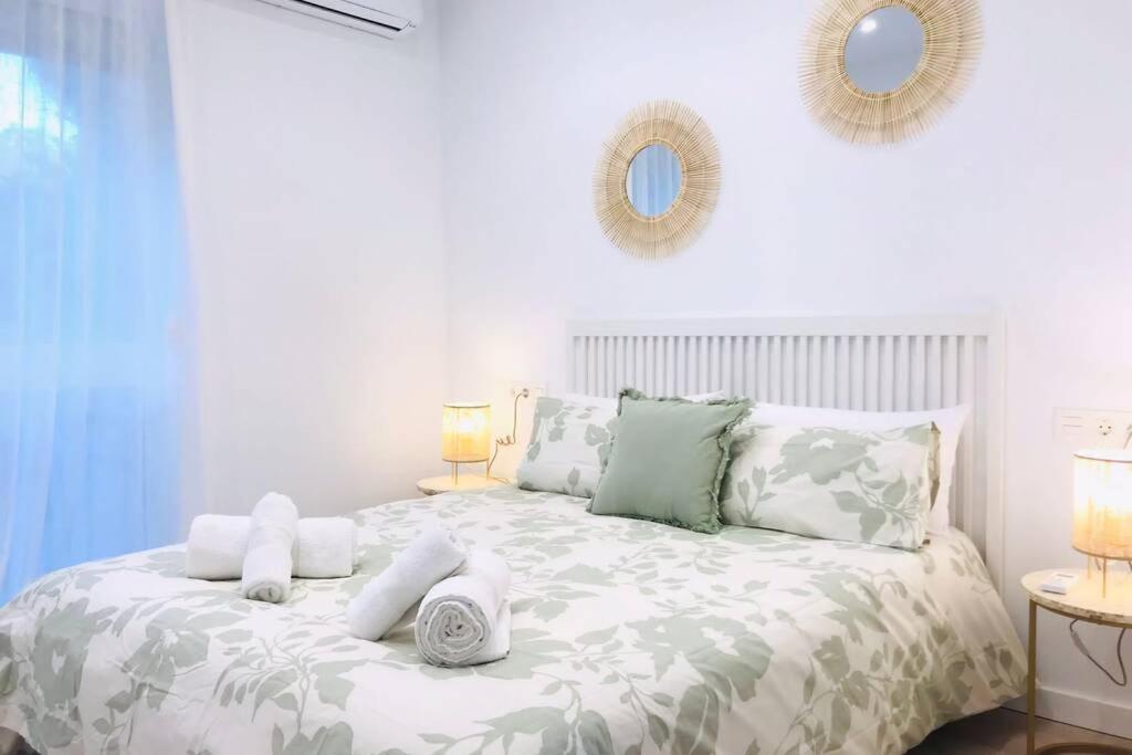 Andalucia I & Balcony By Ele Apartments Málaga Extérieur photo